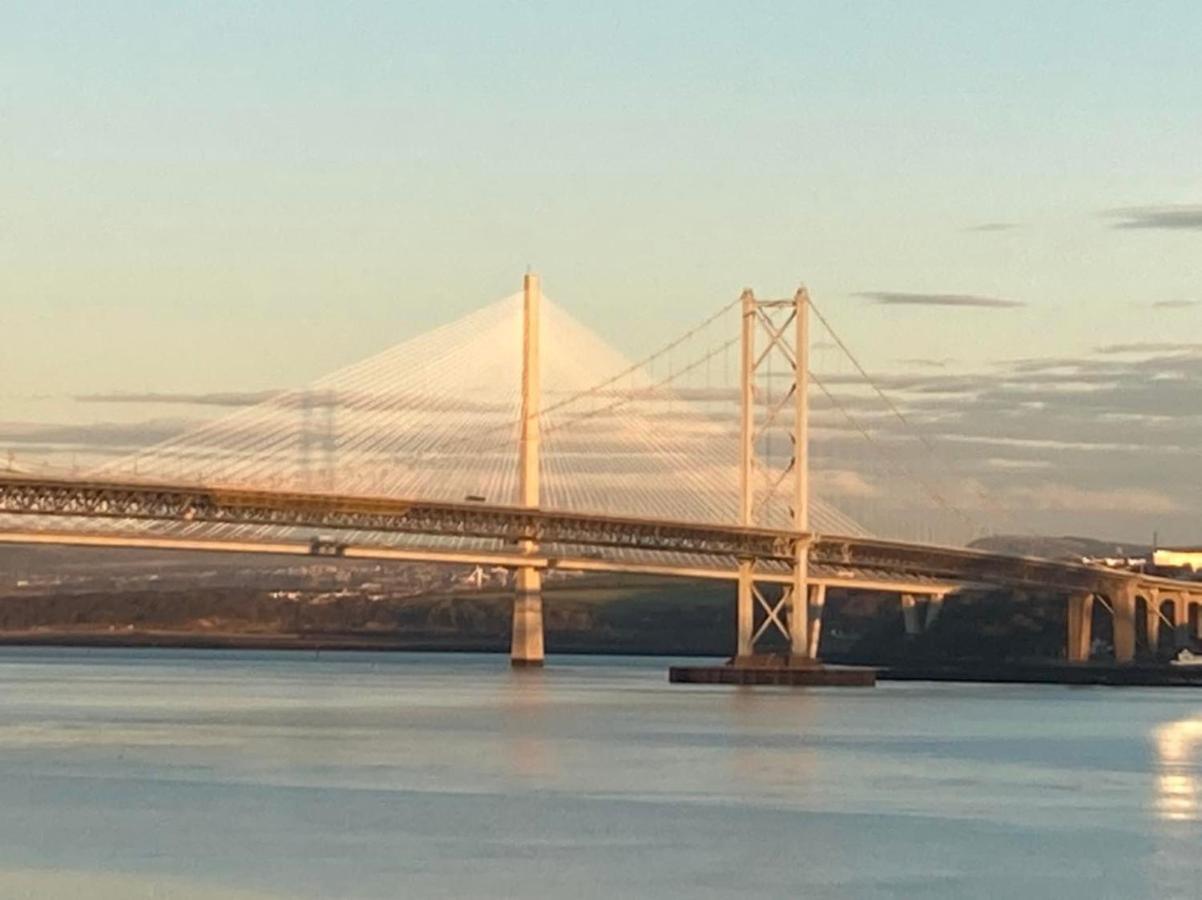Forth Reflections Self Catering South Queensferry Eksteriør billede