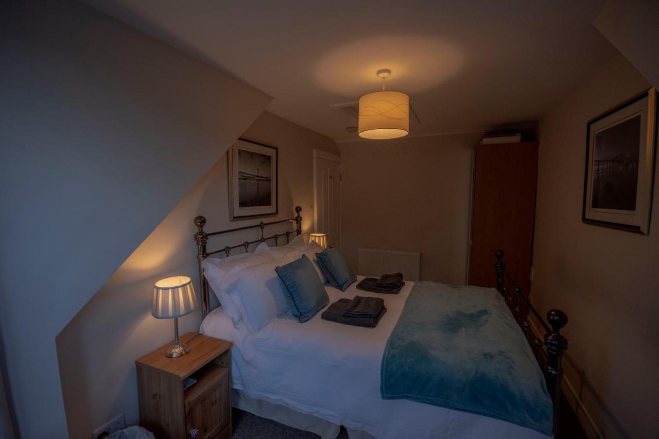 Forth Reflections Self Catering South Queensferry Eksteriør billede