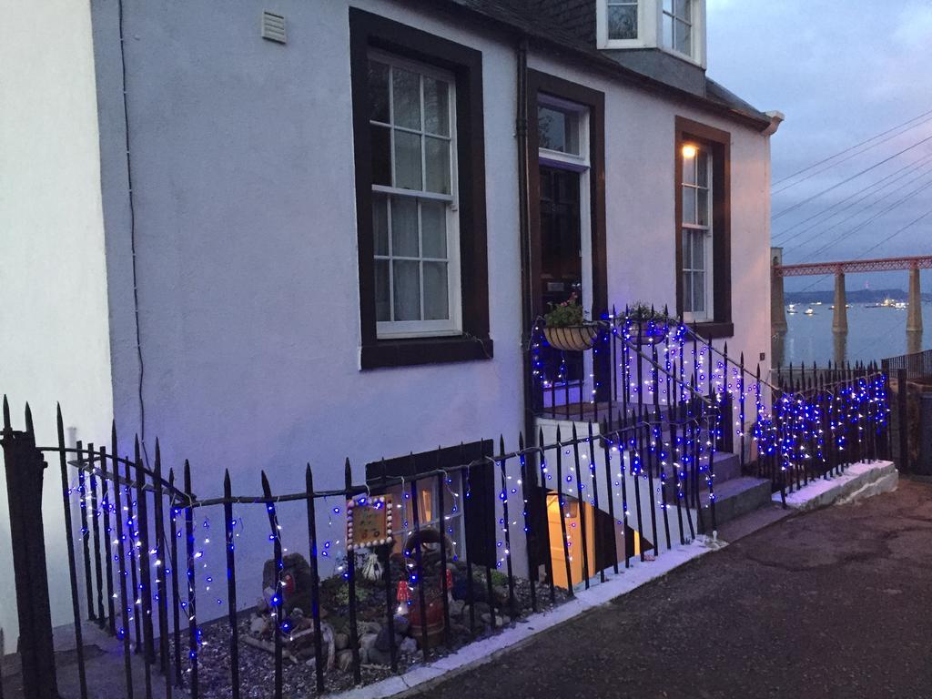 Forth Reflections Self Catering South Queensferry Eksteriør billede